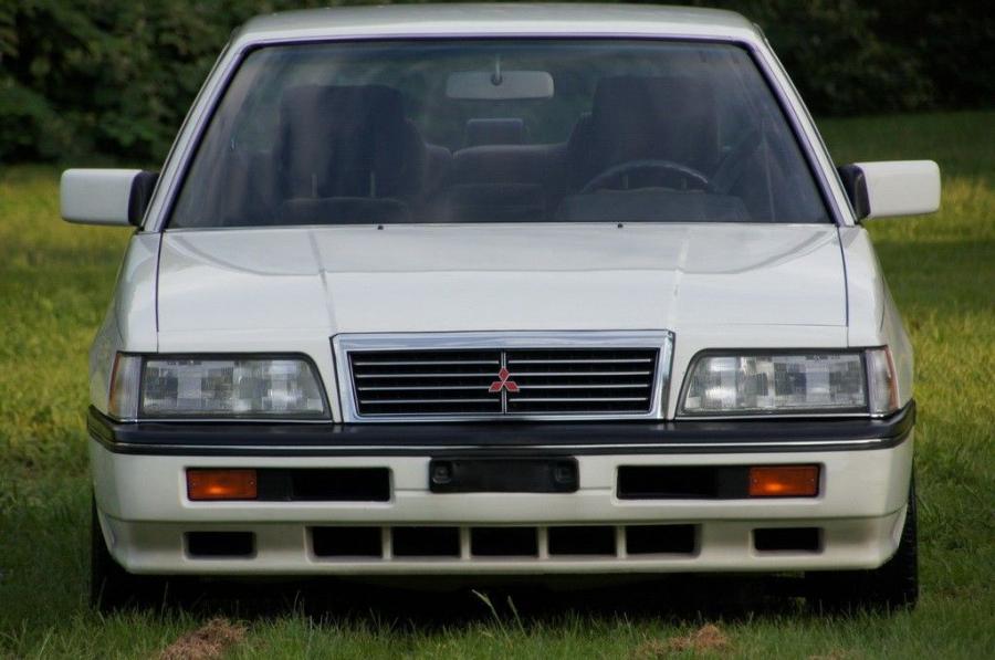  Mitsubishi Gallant Sigma 1988 года  (фото 44 из 54)